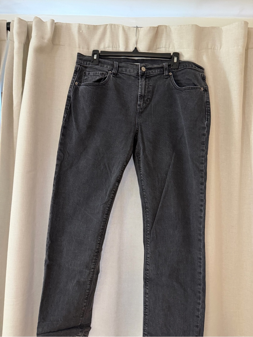Old Navy Straight Leg Black Denim Jeans